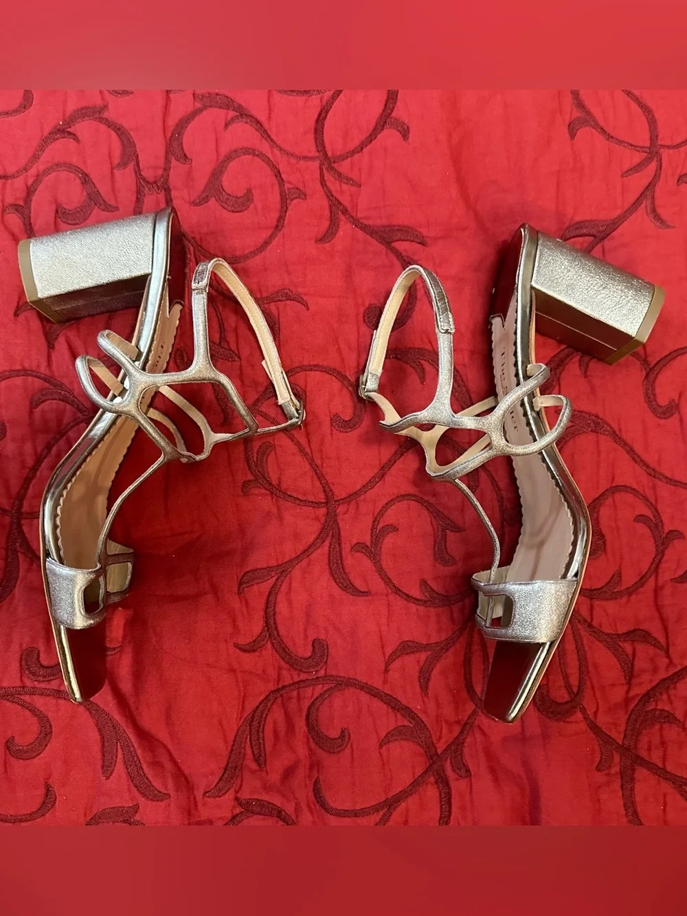 Strappy Metallic Block Heel Sandals - Silver
